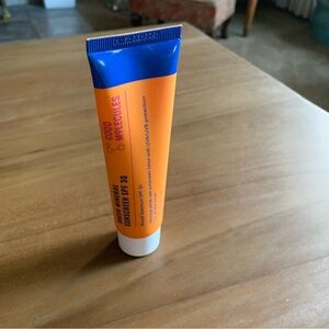 Good Molecules Sunscreen SPF 30 - brand new, still have safety seal